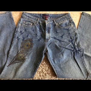 Women’s Embellished Jean Size 7/8